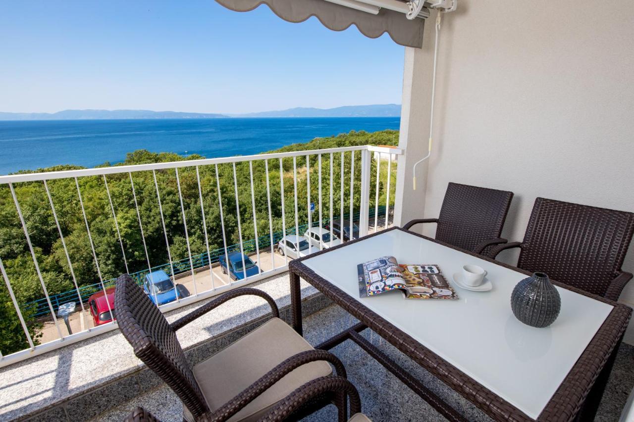 Apartment Kvarner View กอสเตรนา ภายนอก รูปภาพ