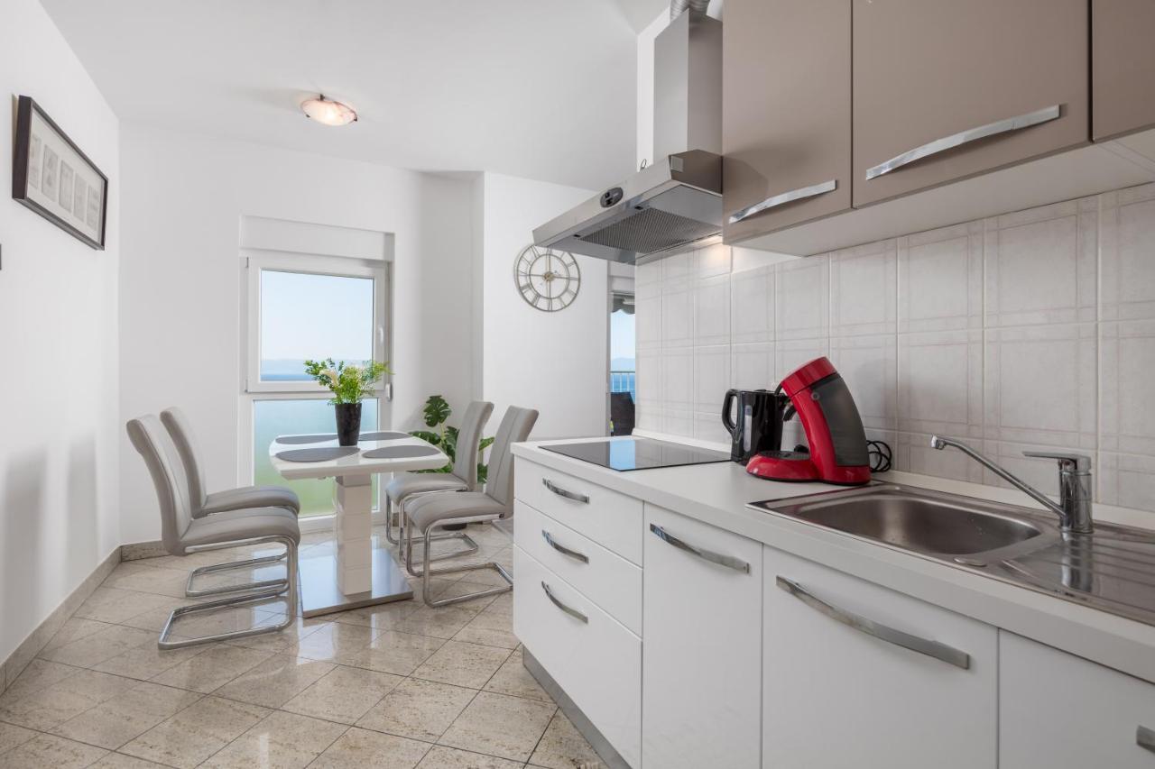 Apartment Kvarner View กอสเตรนา ภายนอก รูปภาพ