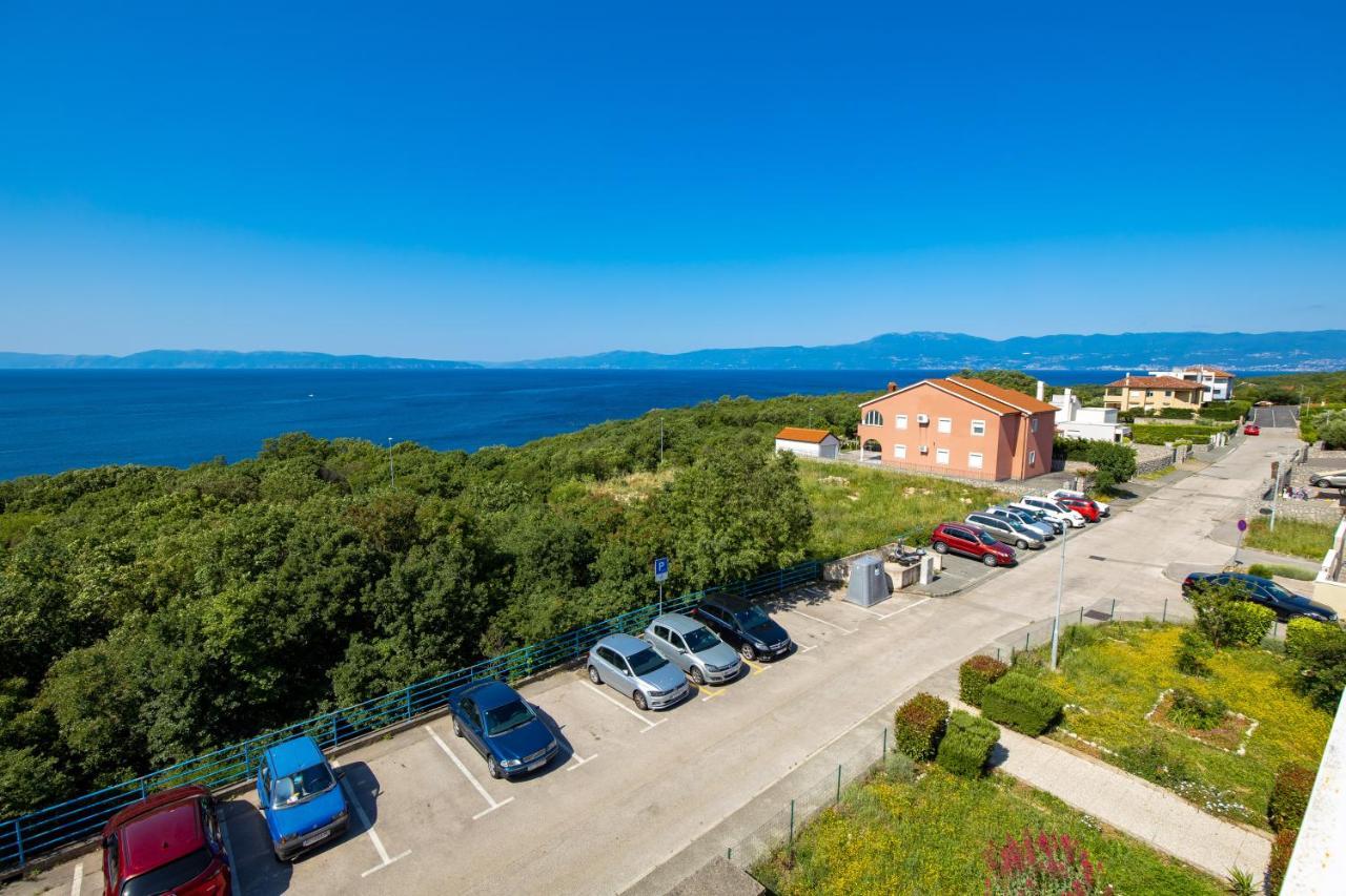 Apartment Kvarner View กอสเตรนา ภายนอก รูปภาพ