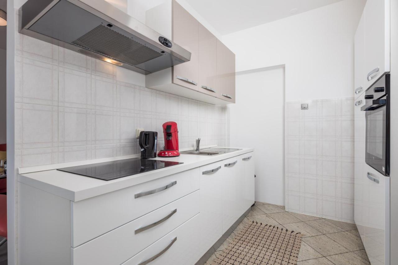 Apartment Kvarner View กอสเตรนา ภายนอก รูปภาพ