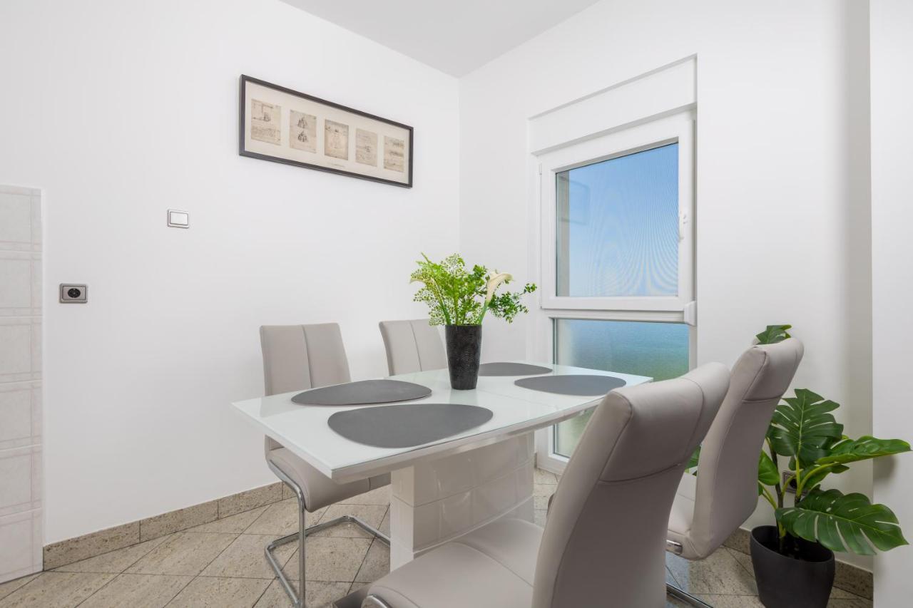 Apartment Kvarner View กอสเตรนา ภายนอก รูปภาพ